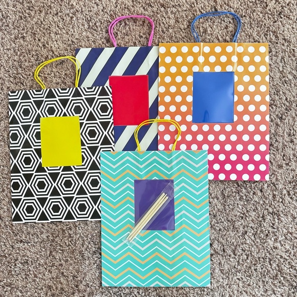 NWT 10pc personalized giftbag set! - Picture 4 of 4